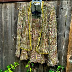 Skirt suit, 3 season, green, pink,& lime tweed. Loop scarf  & blouse coordinates